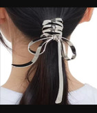 دم اسبی پاپیون نقره ای و طلایی